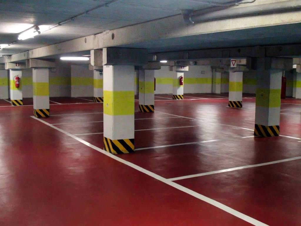 box auto in vendita a Milano