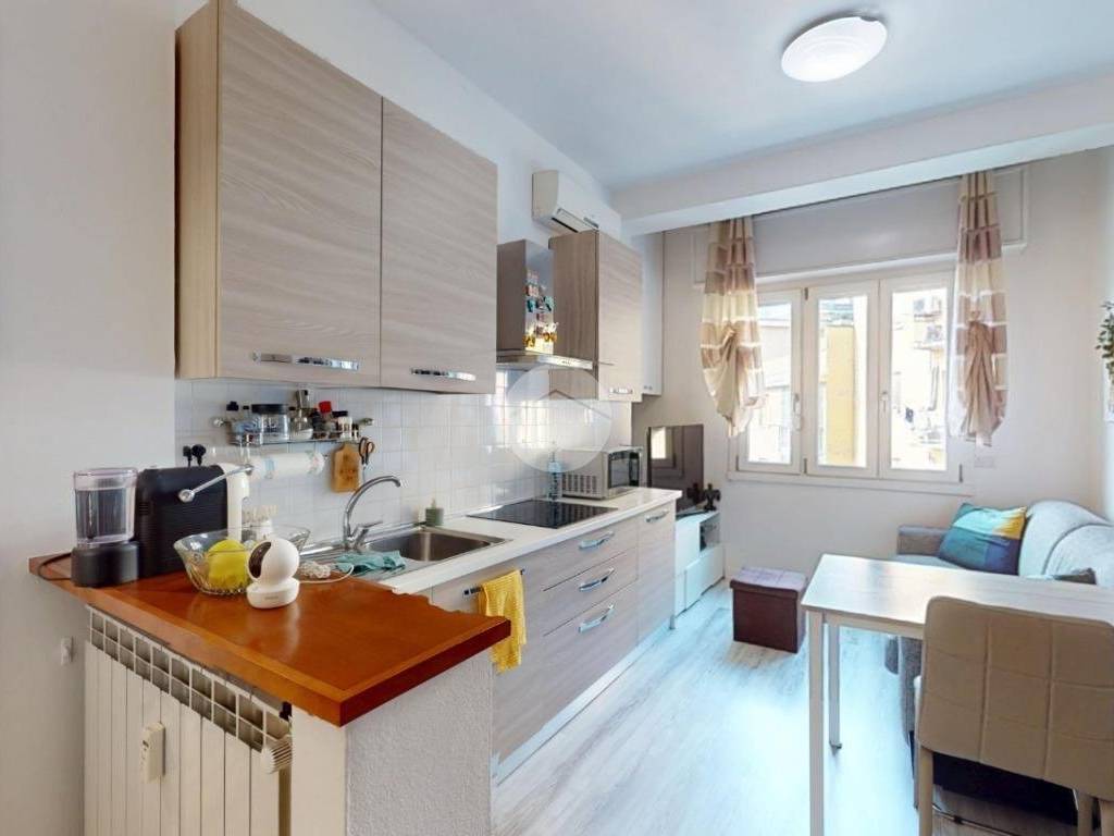 appartamento in vendita a Milano in zona Piazzale Lodi