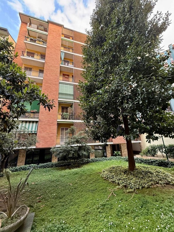 appartamento in vendita a Milano in zona Calvairate
