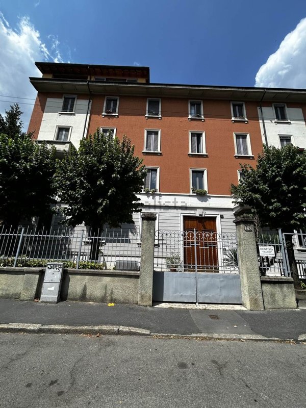 appartamento in vendita a Milano in zona Bruzzano