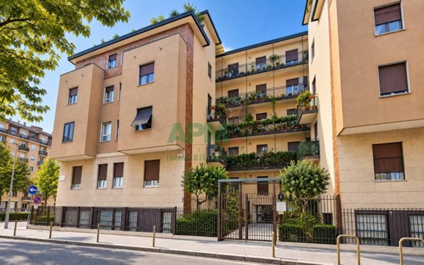 appartamento in vendita a Milano in zona San Siro