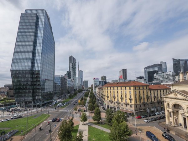 ufficio in vendita a Milano in zona Centro Direzionale