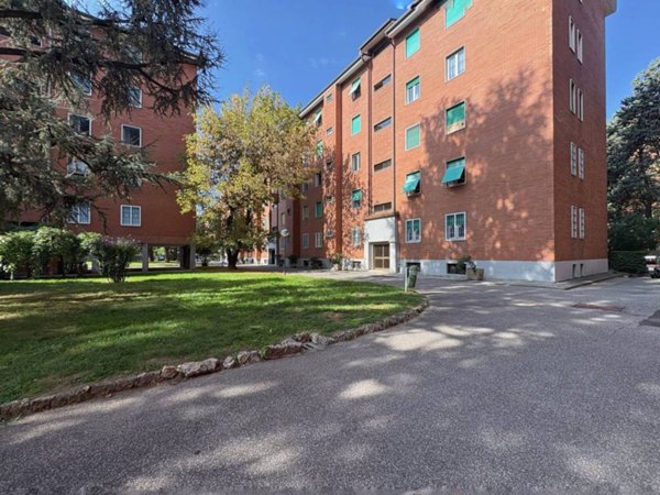 appartamento in vendita a Milano in zona Forlanini