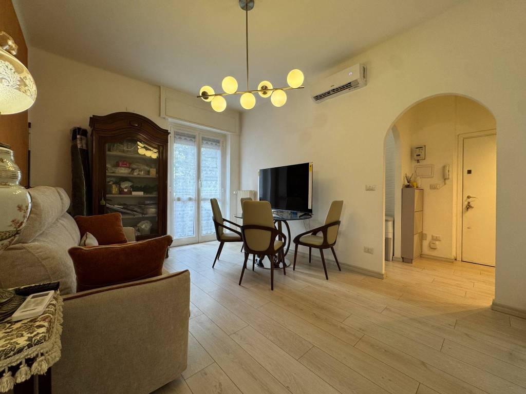 appartamento in vendita a Milano in zona Forlanini
