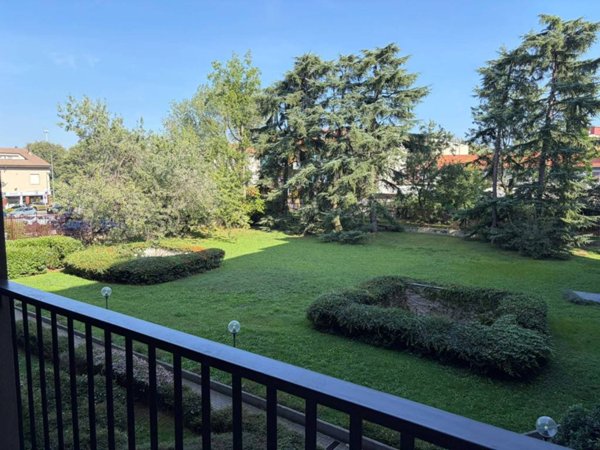 appartamento in vendita a Milano in zona Quarto Cagnino