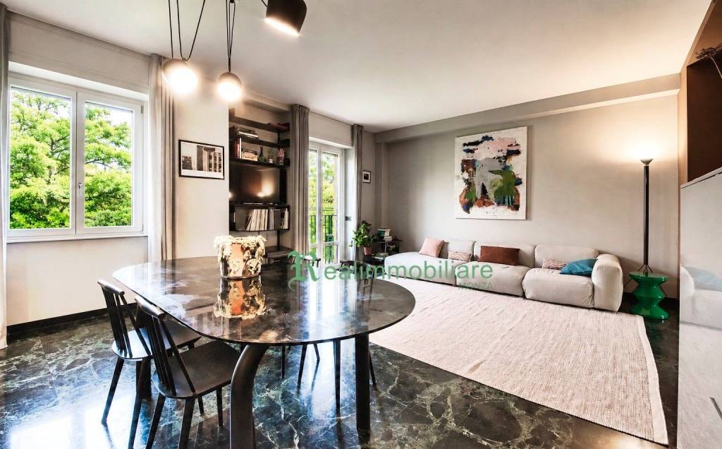 appartamento in vendita a Milano in zona Città Studi
