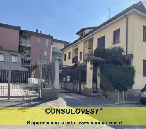 ufficio in vendita a Milano in zona Bovisa