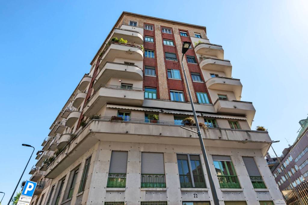 appartamento in vendita a Milano in zona Città Studi