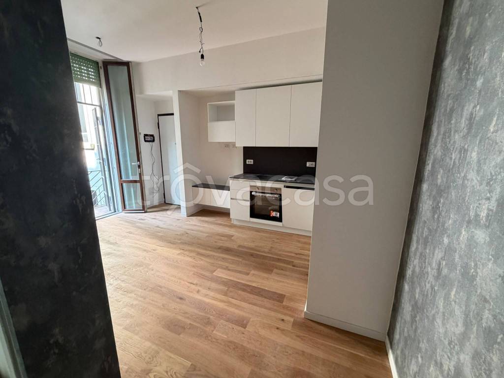 appartamento in vendita a Milano in zona Centro Direzionale
