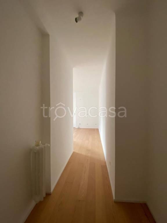 appartamento in vendita a Milano in zona Barona