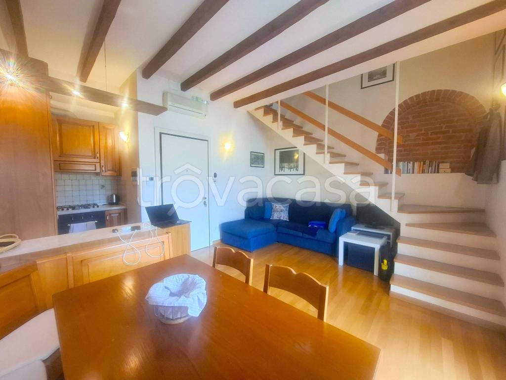 appartamento in vendita a Milano in zona Porta Venezia