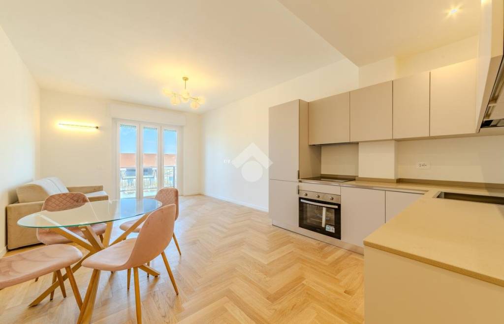 appartamento in vendita a Milano in zona Città Studi