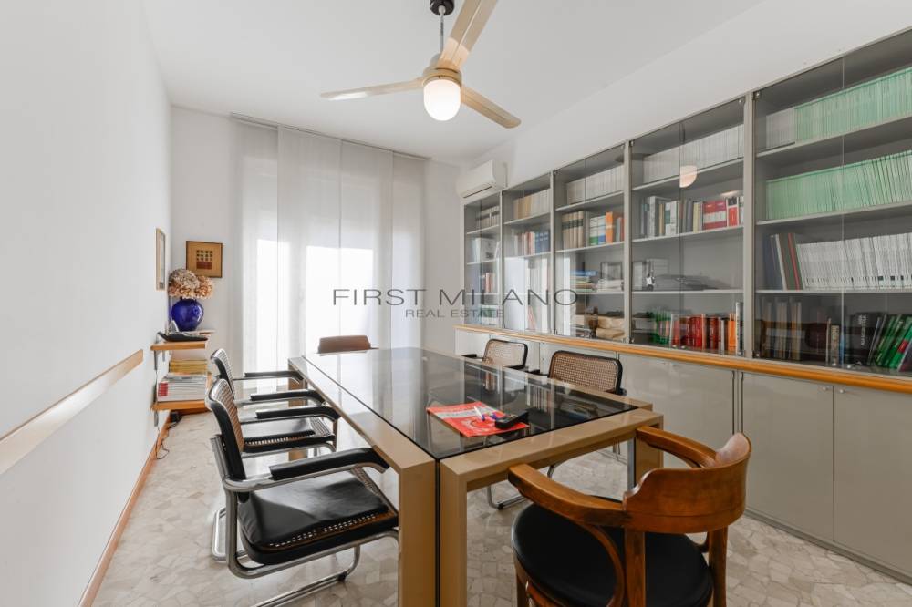 appartamento in vendita a Milano in zona Centro Direzionale
