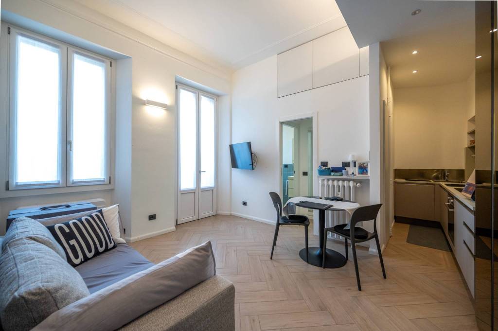 appartamento in vendita a Milano in zona Paolo Sarpi