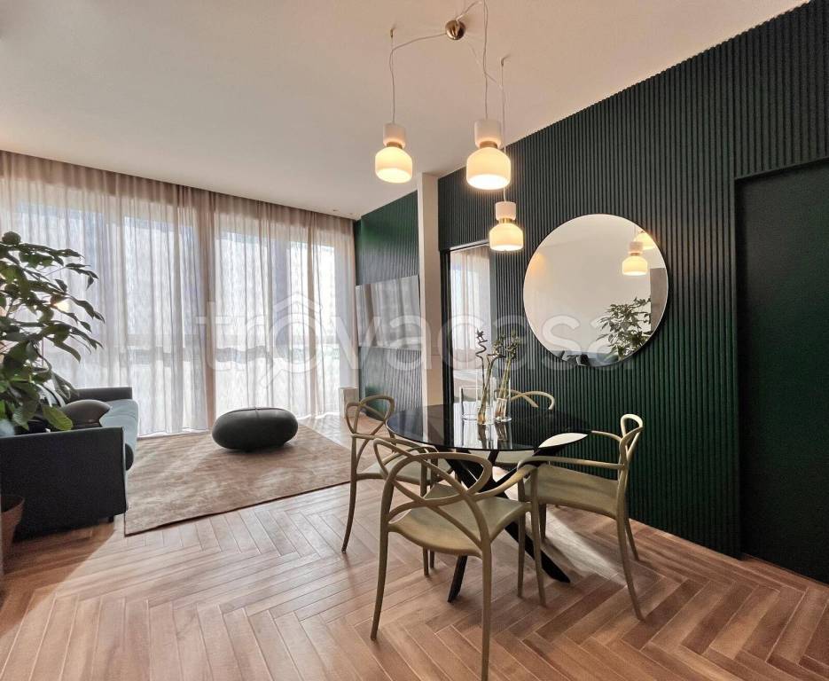 appartamento in vendita a Milano in zona Porta Volta