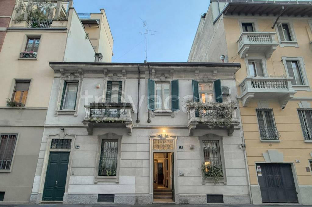 casa indipendente in vendita a Milano in zona Casoretto