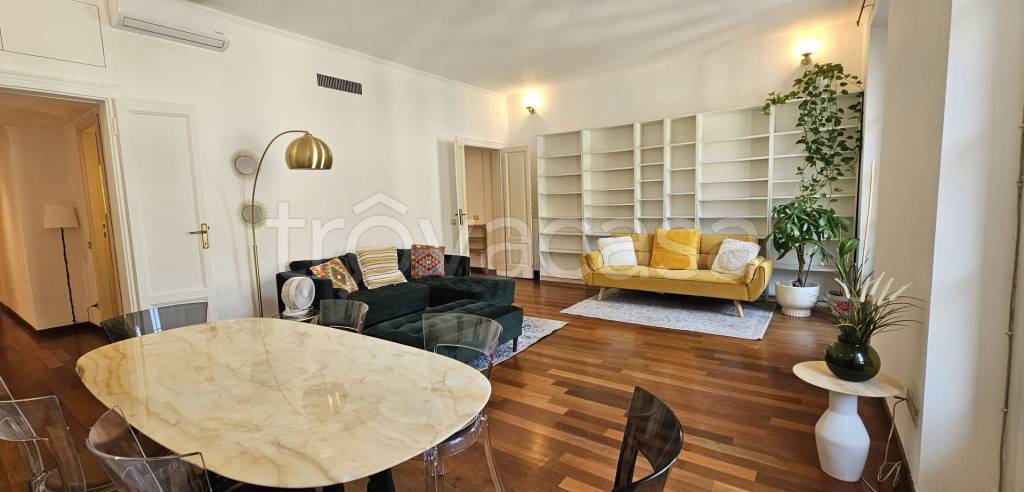 appartamento in vendita a Milano in zona Centro Direzionale