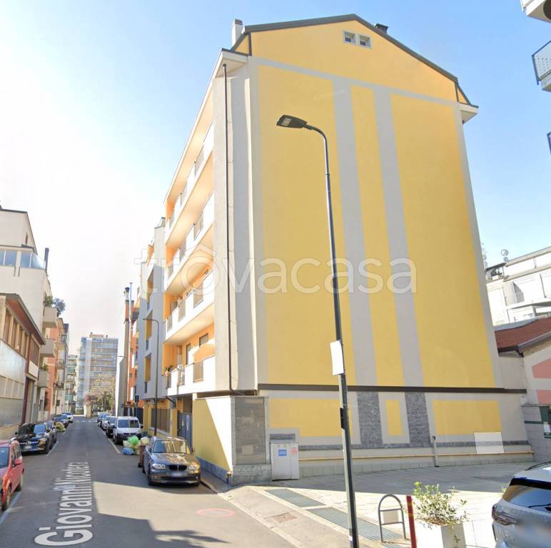 appartamento in vendita a Milano in zona Affori