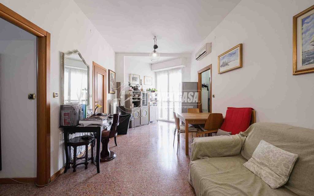 appartamento in vendita a Milano in zona Maggiolina