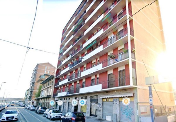appartamento in vendita a Milano in zona Barona