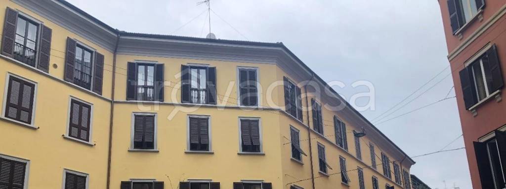 ufficio in vendita a Milano in zona Porta Garibaldi