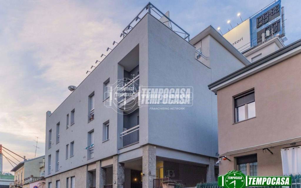 appartamento in vendita a Milano in zona Quarto Oggiaro