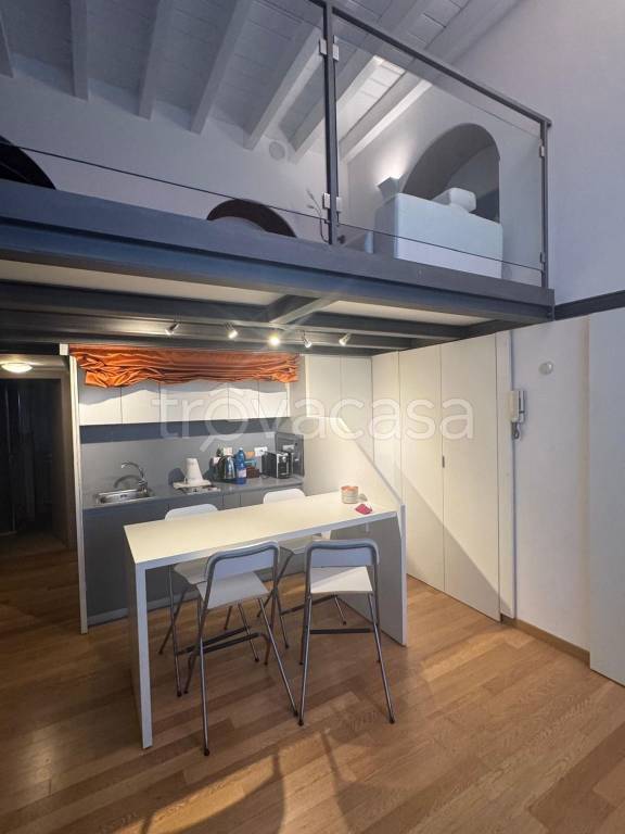 appartamento in vendita a Milano in zona Porta Venezia