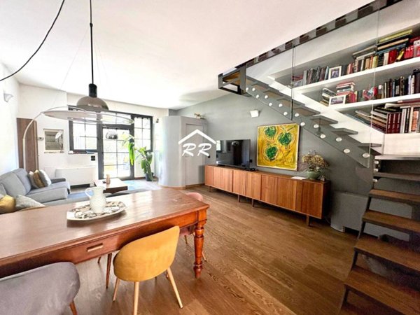 casa indipendente in vendita a Milano in zona Bocconi