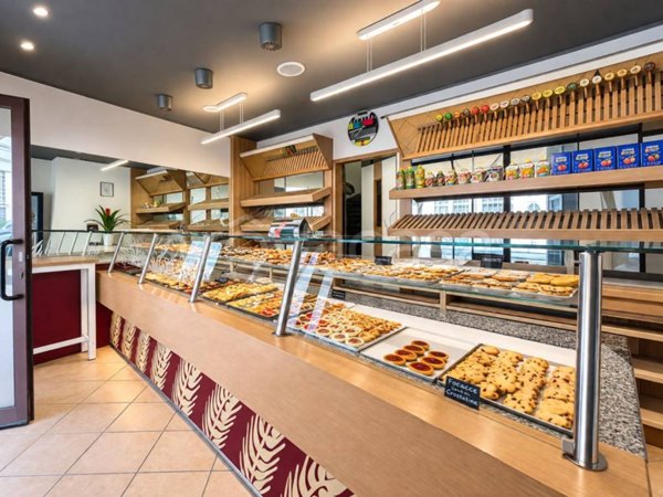 appartamento in vendita a Milano in zona Sempione