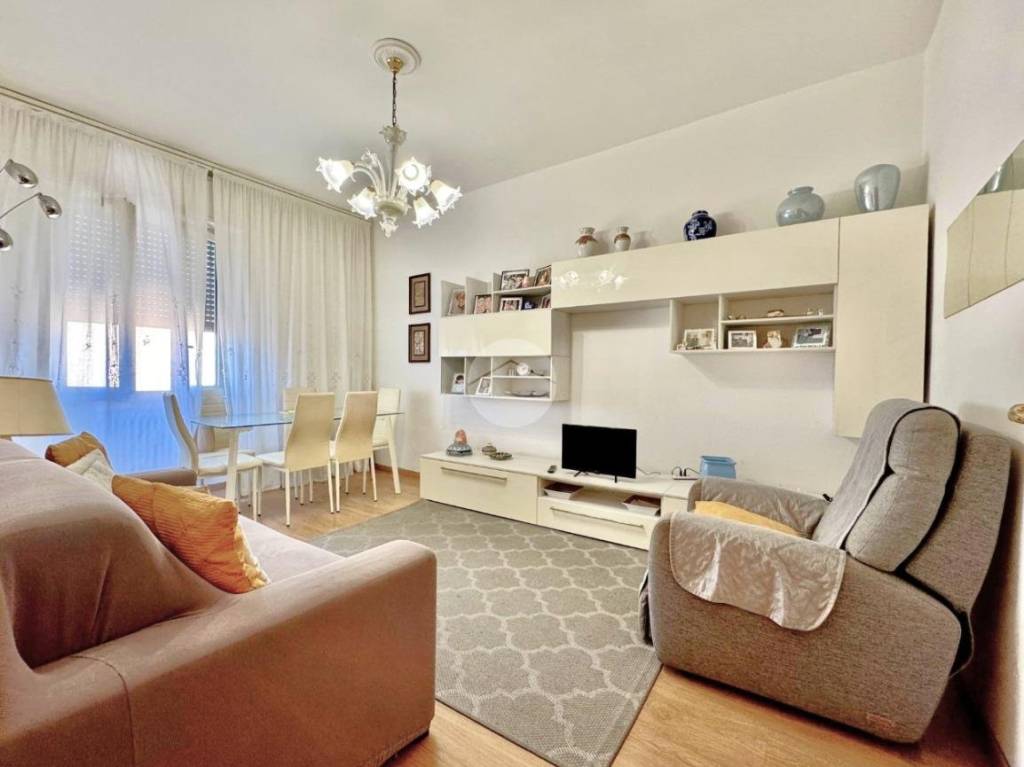 appartamento in vendita a Milano in zona Affori
