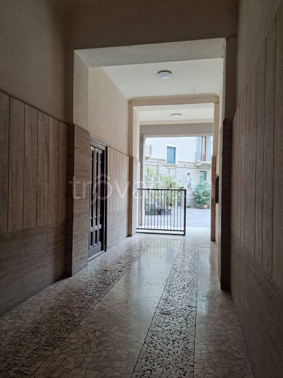 appartamento in vendita a Milano in zona Isola