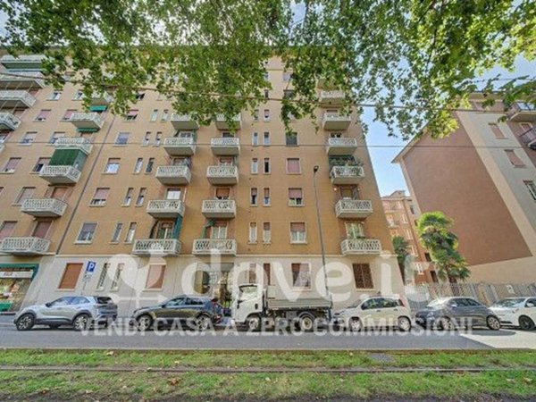 appartamento in vendita a Milano in zona Segnano