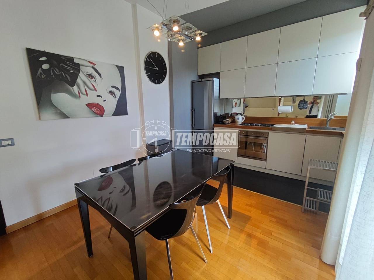 appartamento in vendita a Milano in zona Piazzale Lodi