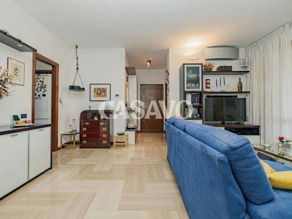 appartamento in vendita a Milano in zona Restocco Maroni