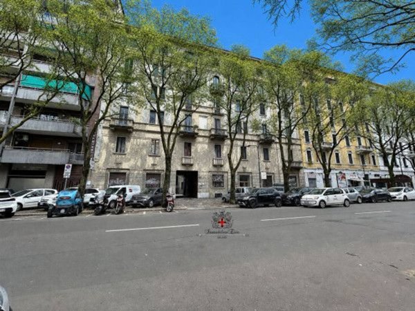 appartamento in vendita a Milano in zona Piazzale Lodi