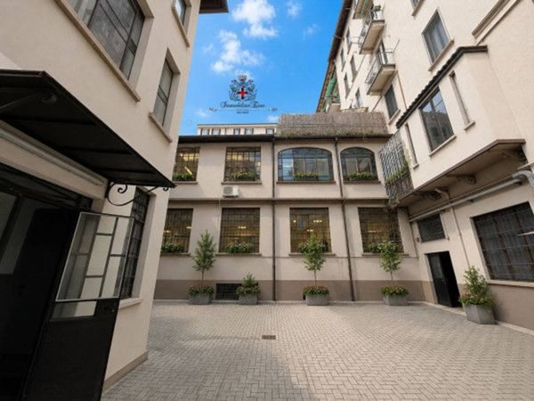 appartamento in vendita a Milano in zona Piazzale Lodi