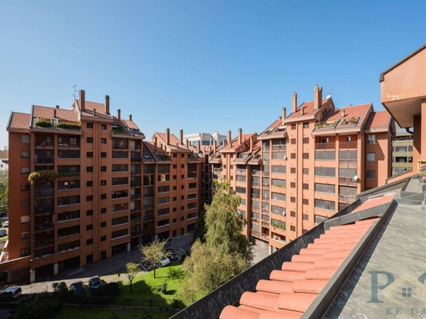 appartamento in vendita a Milano in zona Vigentino
