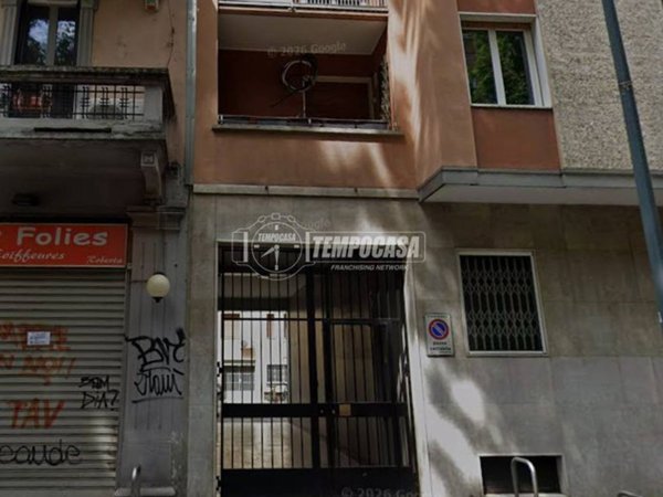 box auto in vendita a Milano in zona Lorenteggio