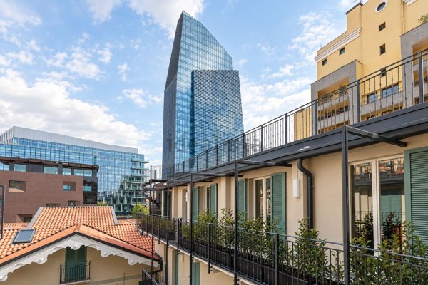 appartamento in vendita a Milano in zona Porta Nuova