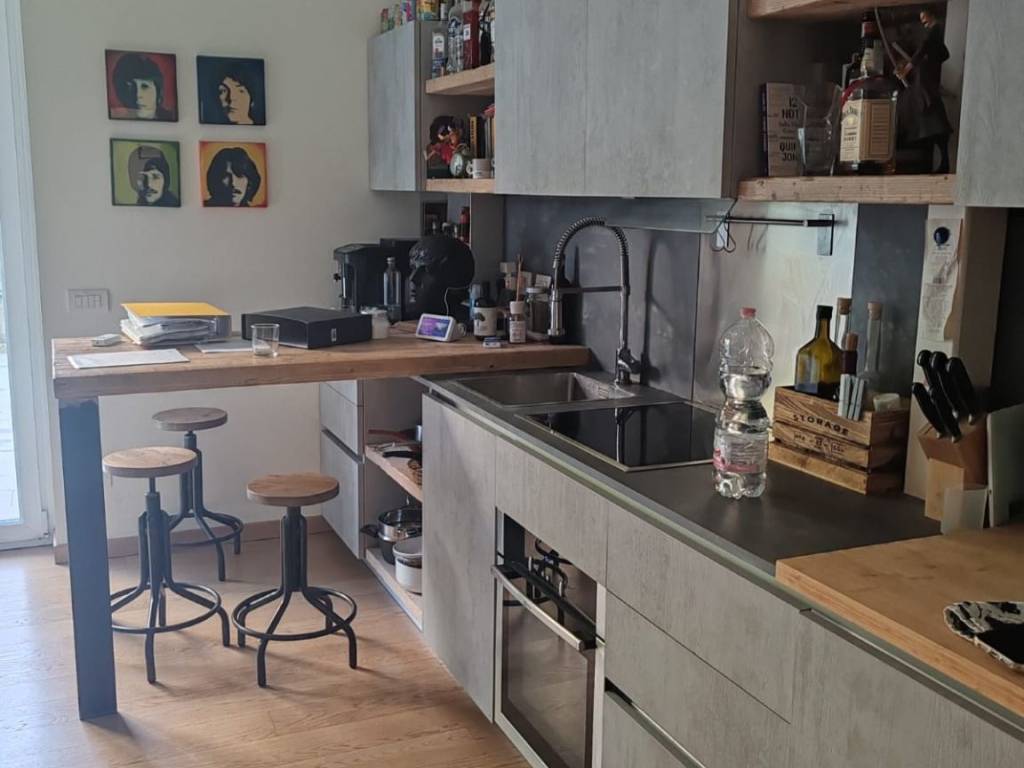 appartamento in vendita a Milano in zona Isola