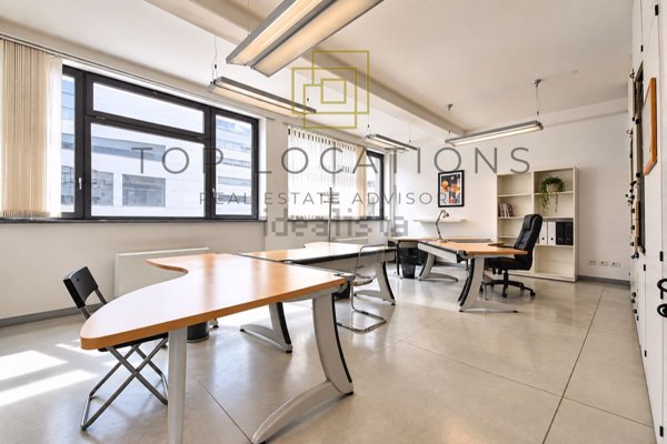 appartamento in vendita a Milano in zona Barona