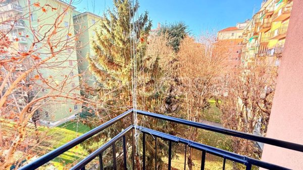 appartamento in vendita a Milano in zona Bande Nere