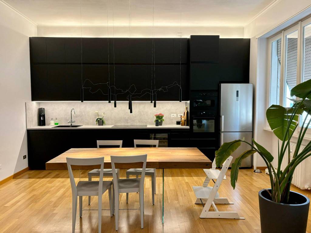appartamento in vendita a Milano in zona Solari