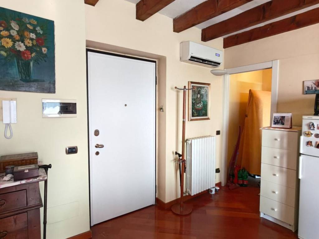 appartamento in vendita a Milano in zona Porta Romana