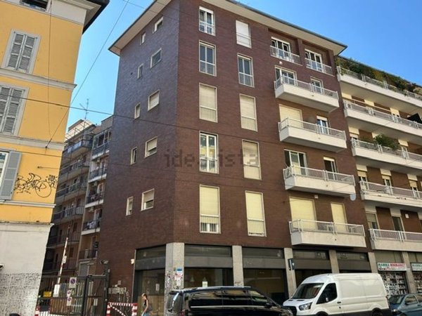 appartamento in vendita a Milano in zona Bocconi