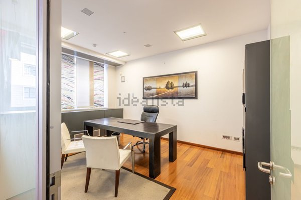 ufficio in vendita a Milano in zona Brera