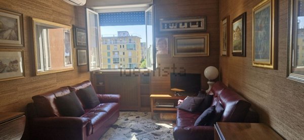 appartamento in vendita a Milano in zona Famagosta