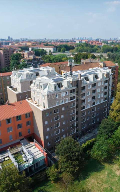 appartamento in vendita a Milano in zona Ghisolfa
