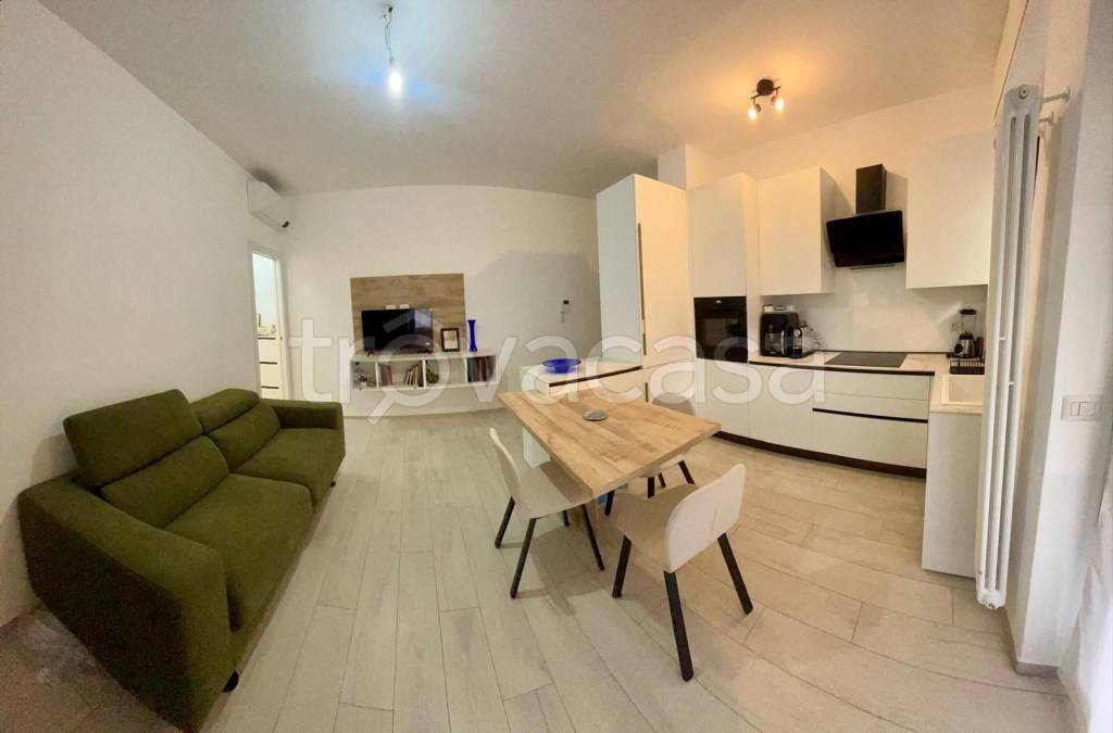 appartamento in vendita a Milano in zona Forlanini