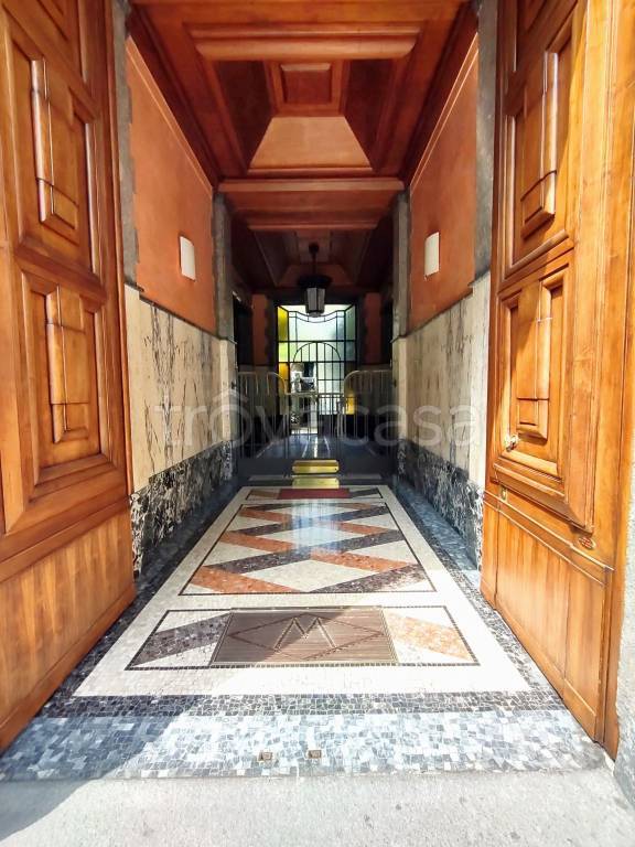 appartamento in vendita a Milano in zona Città Studi